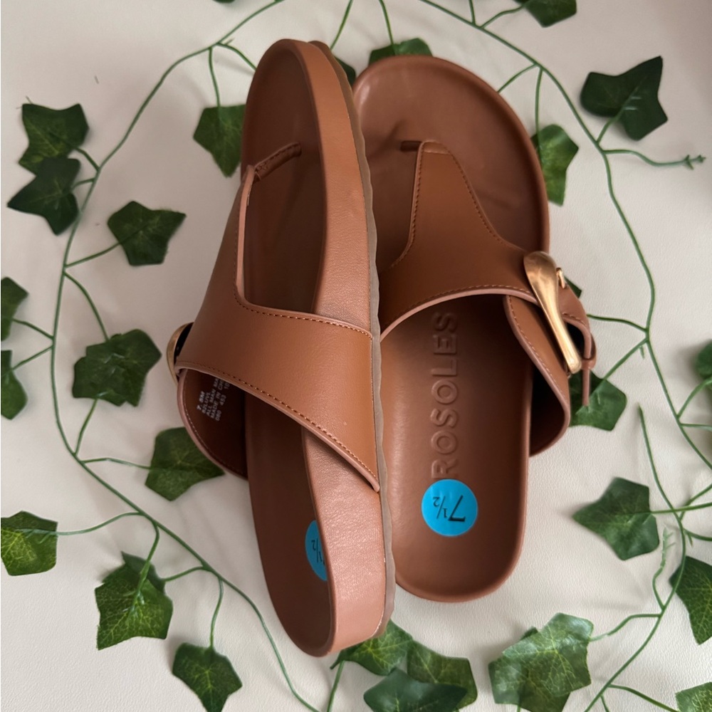 AEROSOLES Tan Sandals Minimalist Comfort